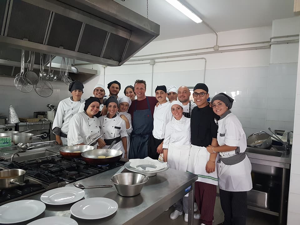 Gli Studenti dell'Alberghiero di Scampia incontrano lo chef Usa Marc Murphy